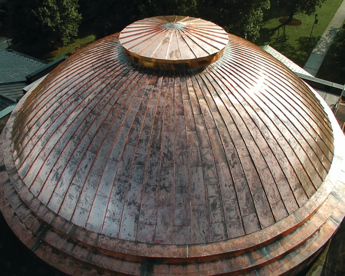 Craftsman Roofing crew installing a new roof in Oakridge Country Club Estates